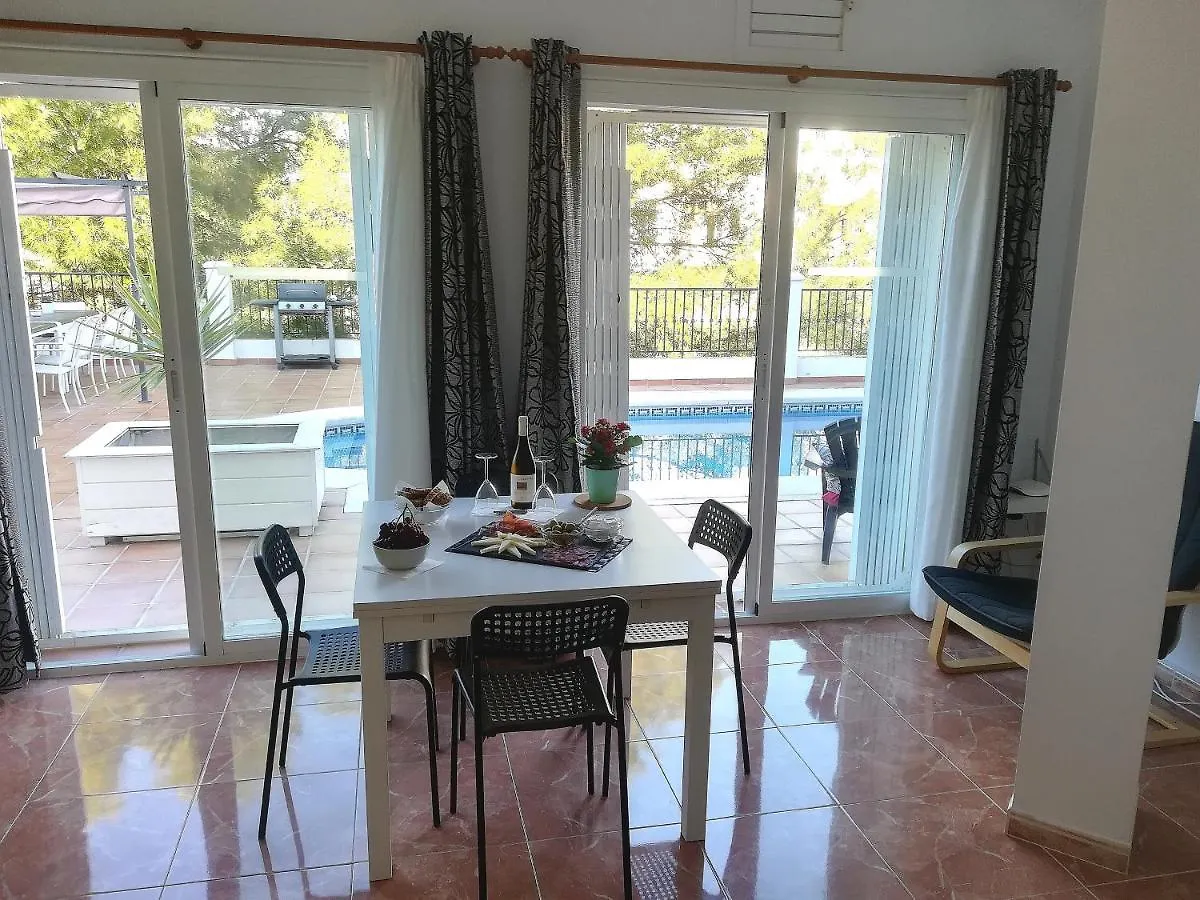 Burriana Holiday Rentals 3 Apartaments Private Pool Nerja Španělsko