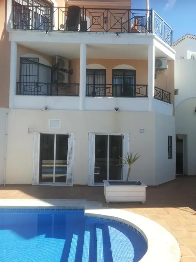 Villa Burriana Holiday Rentals 3 Apartaments Private Pool Nerja Spain